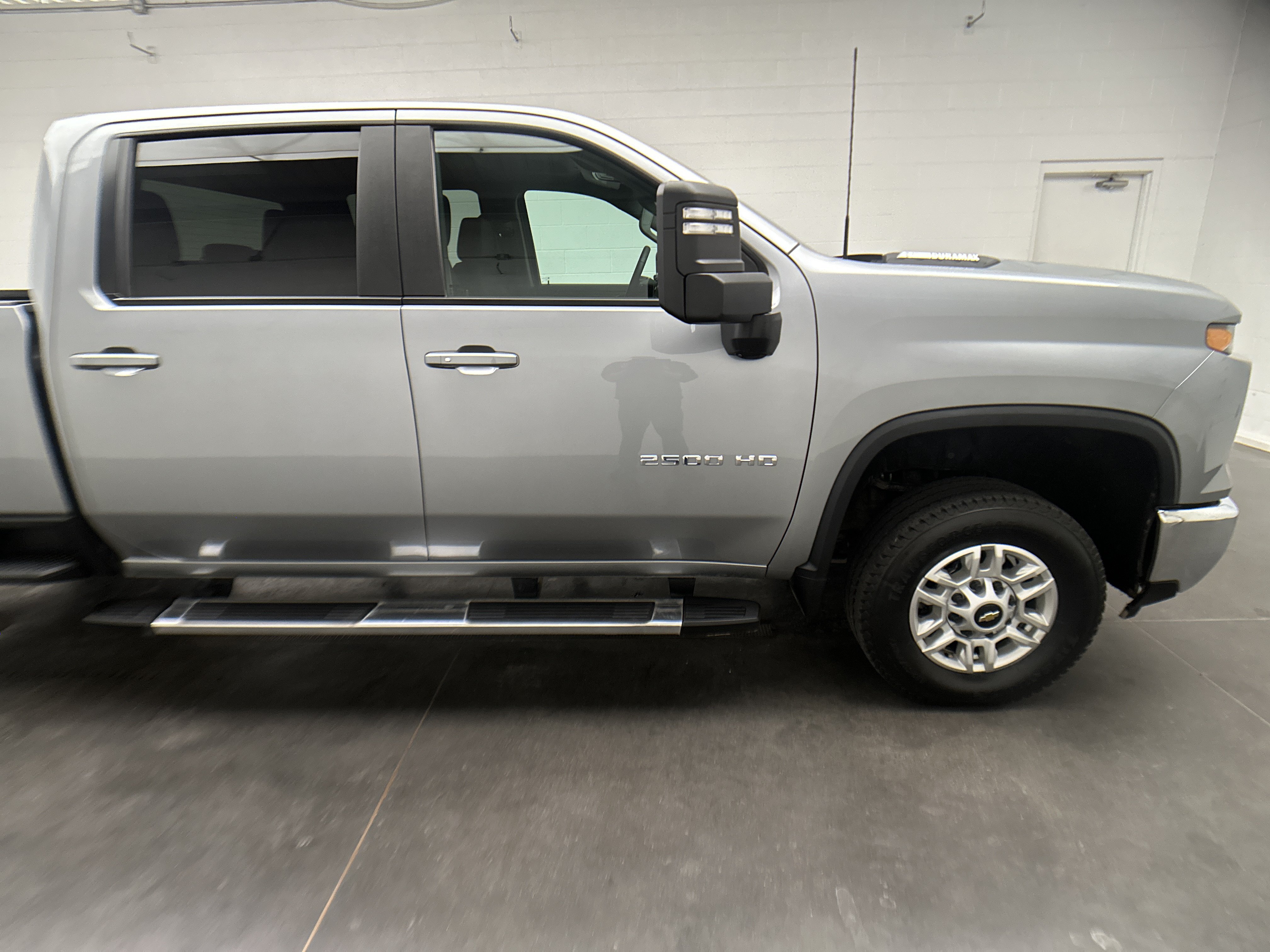 Used 2025 Chevrolet Silverado 2500 LT w/ Safety Package AWD/4WD image 12