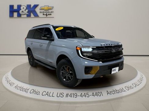 Used 2025 Ford Expedition Tremor AWD/4WD image 1