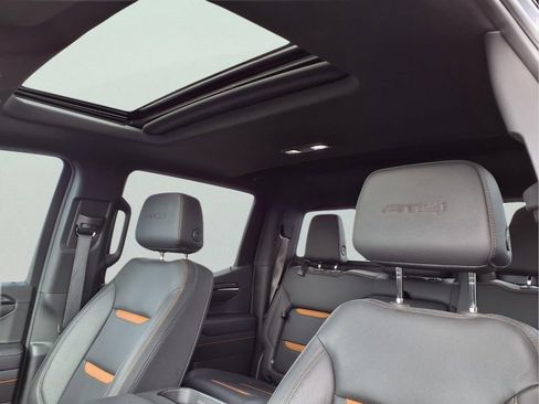 Certified 2024 GMC Sierra 1500 AT4 w/ Technology Package AWD/4WD image 5