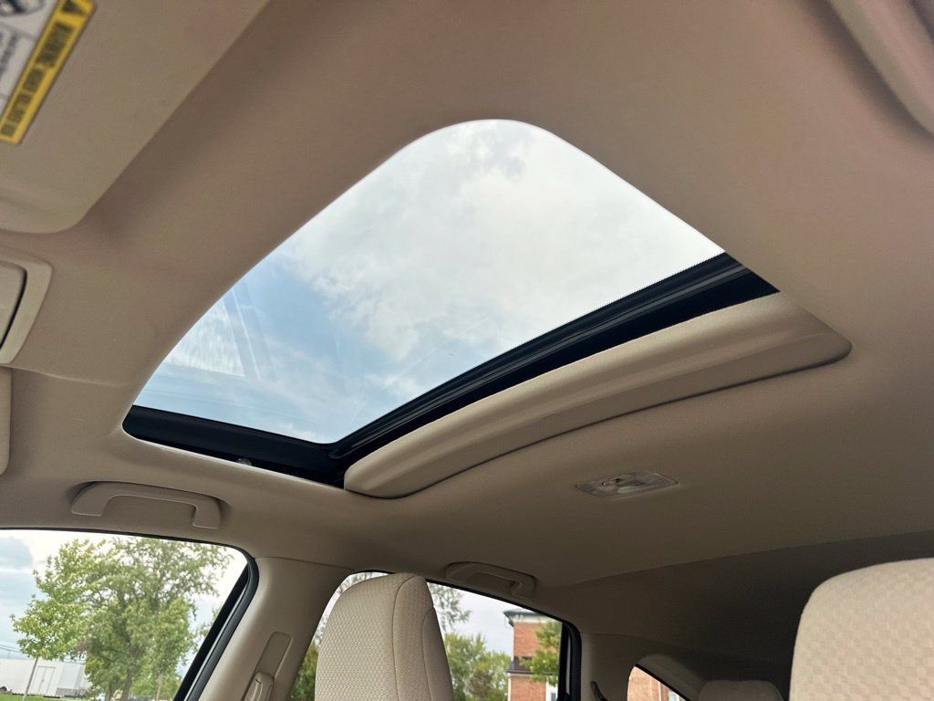 Used 2015 Honda CR-V EX image 5