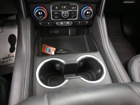 Used 2023 Chevrolet Tahoe LT w/ Luxury Package AWD/4WD image 11