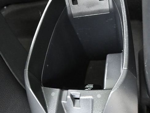 Used 2016 Hyundai Veloster Turbo w/ Option Group 04 image 26