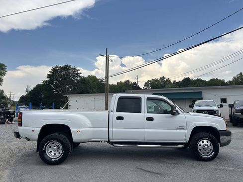 Used 2004 Chevrolet Silverado 3500 4x4 Crew Cab w/ Heavy-Duty Power Package image 5