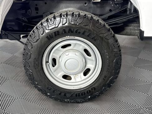 Used 2018 Ford F350 XL AWD/4WD image 24