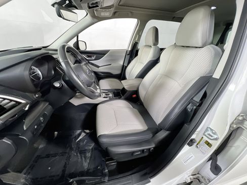 Used 2023 Subaru Forester Premium image 20