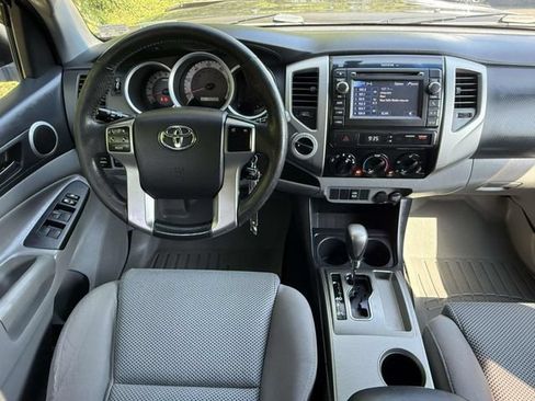 Used 2013 Toyota Tacoma 4x4 Double Cab w/ TRD Sport Pkg image 14
