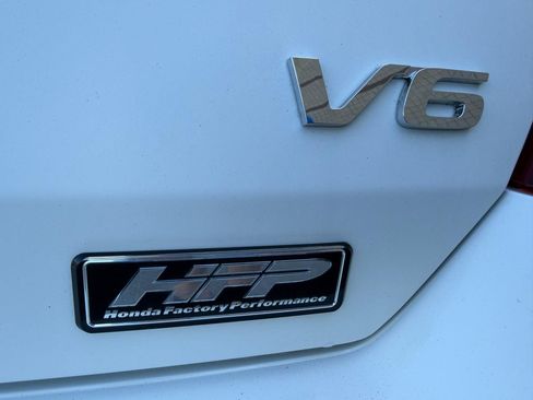 Used 2012 Honda Accord EX-L image 9
