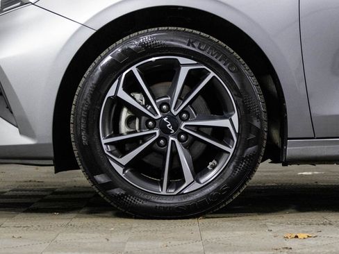 Used 2024 Kia Forte LXS image 42