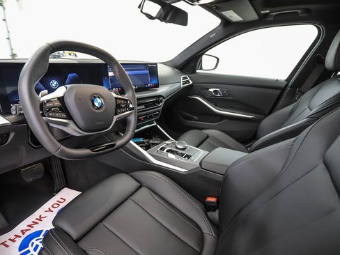 Certified 2025 BMW 330i xDrive 330i xDrive image 10