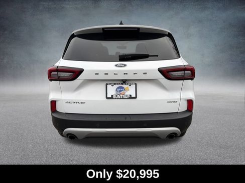 Used 2023 Ford Escape Active w/ Tech Pack #1 image 4