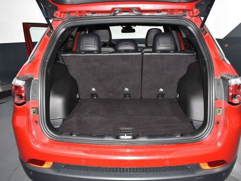 Used 2024 Jeep Compass Limited image 33