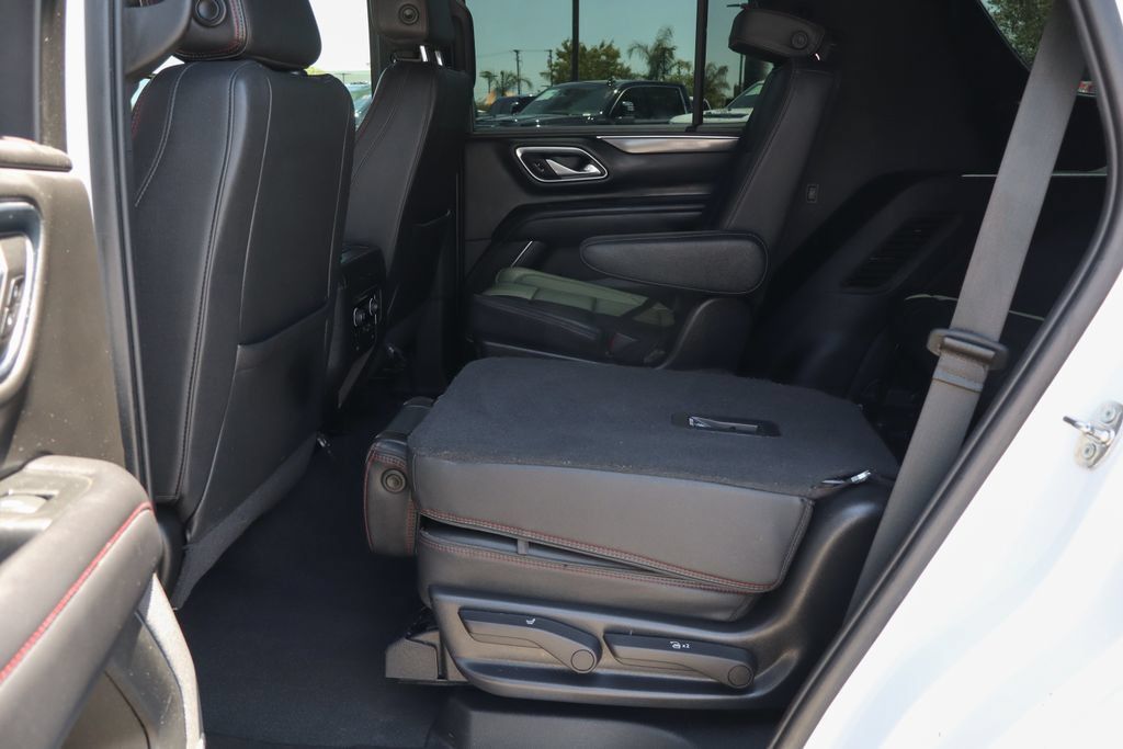 Used 2022 Chevrolet Tahoe RST w/ Sport Performance Package AWD/4WD image 43