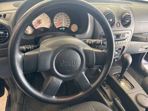 Used 2004 Jeep Liberty Sport w/ PWR Convenience Group AWD/4WD image 19