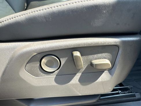 Used 2025 Chevrolet Silverado 1500 ZR2 w/ Technology Package image 26