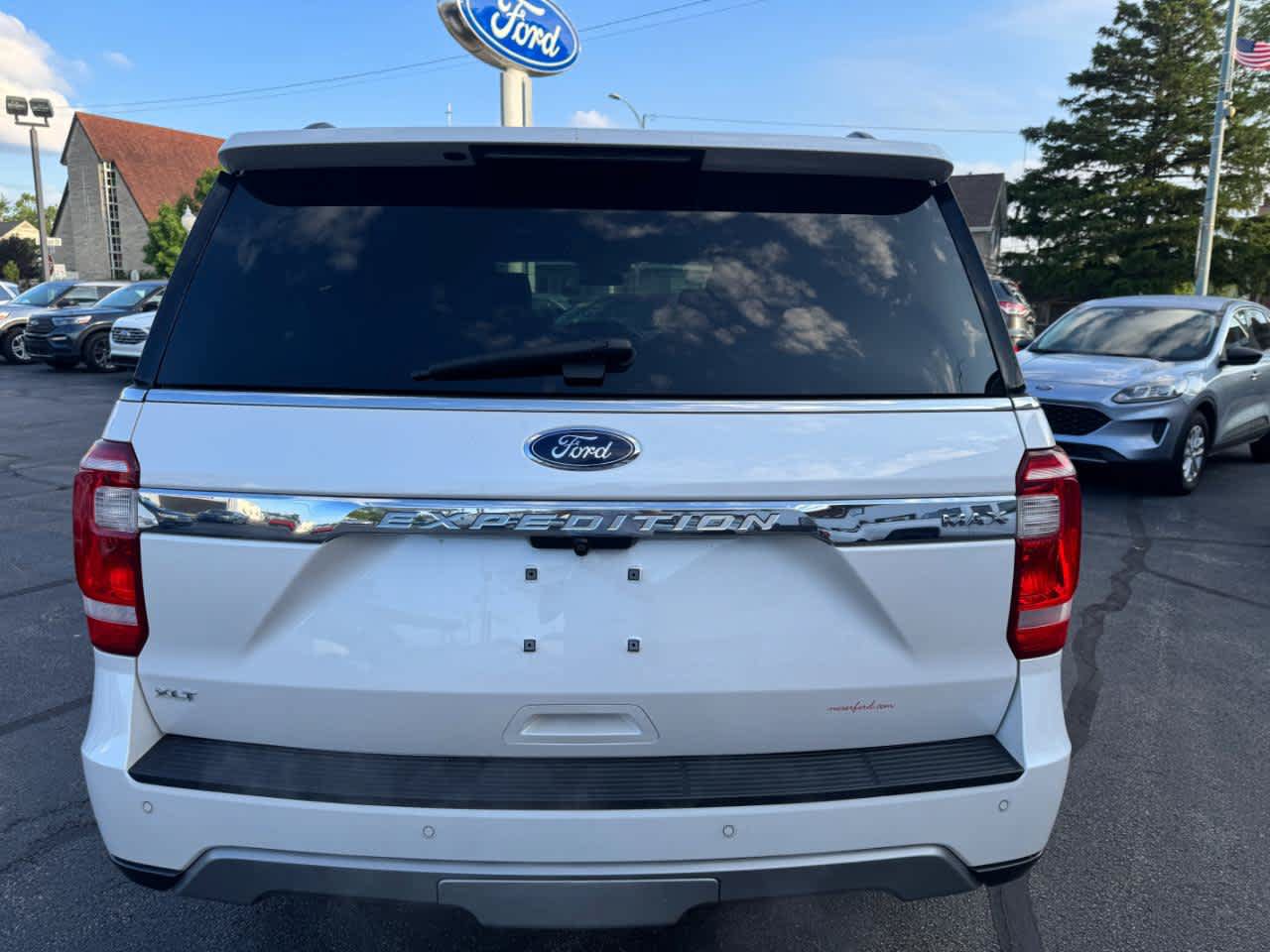 Used 2019 Ford Expedition Max XLT w/ Equipment Group 202A AWD/4WD image 20