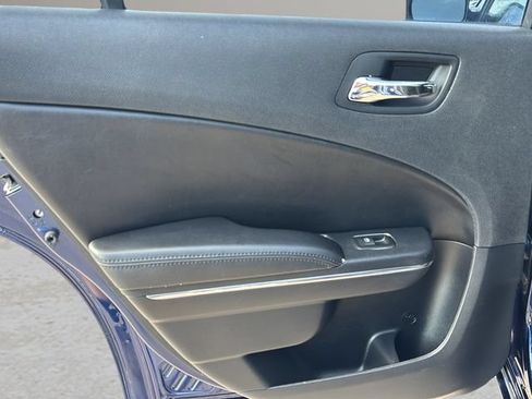 Used 2013 Dodge Charger SXT RWD image 13