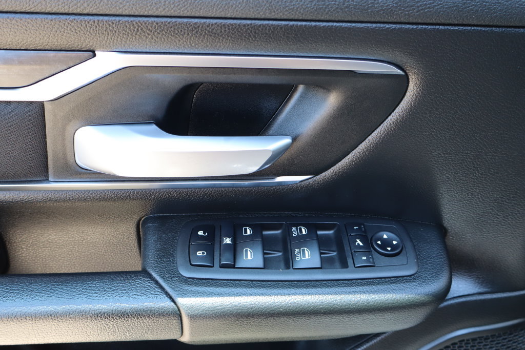 Used 2024 RAM 1500 Big Horn AWD/4WD image 18
