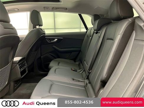 Used 2023 Audi Q8 Premium Plus w/ Premium Plus Package image 12
