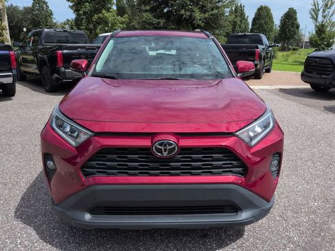 Used 2021 Toyota RAV4 XLE w/ Convenience Package FWD image 9