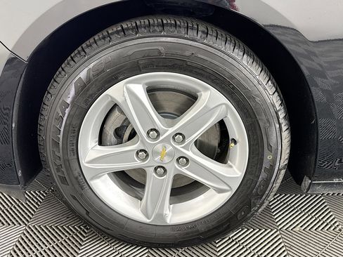 Used 2021 Chevrolet Malibu LS image 37