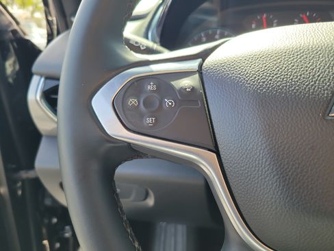 Used 2023 Chevrolet Traverse LT FWD image 22