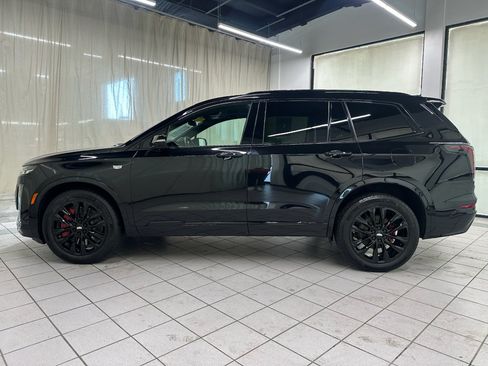 Used 2024 Cadillac XT6 Sport w/ LPO, Onyx Lite Package AWD/4WD image 8