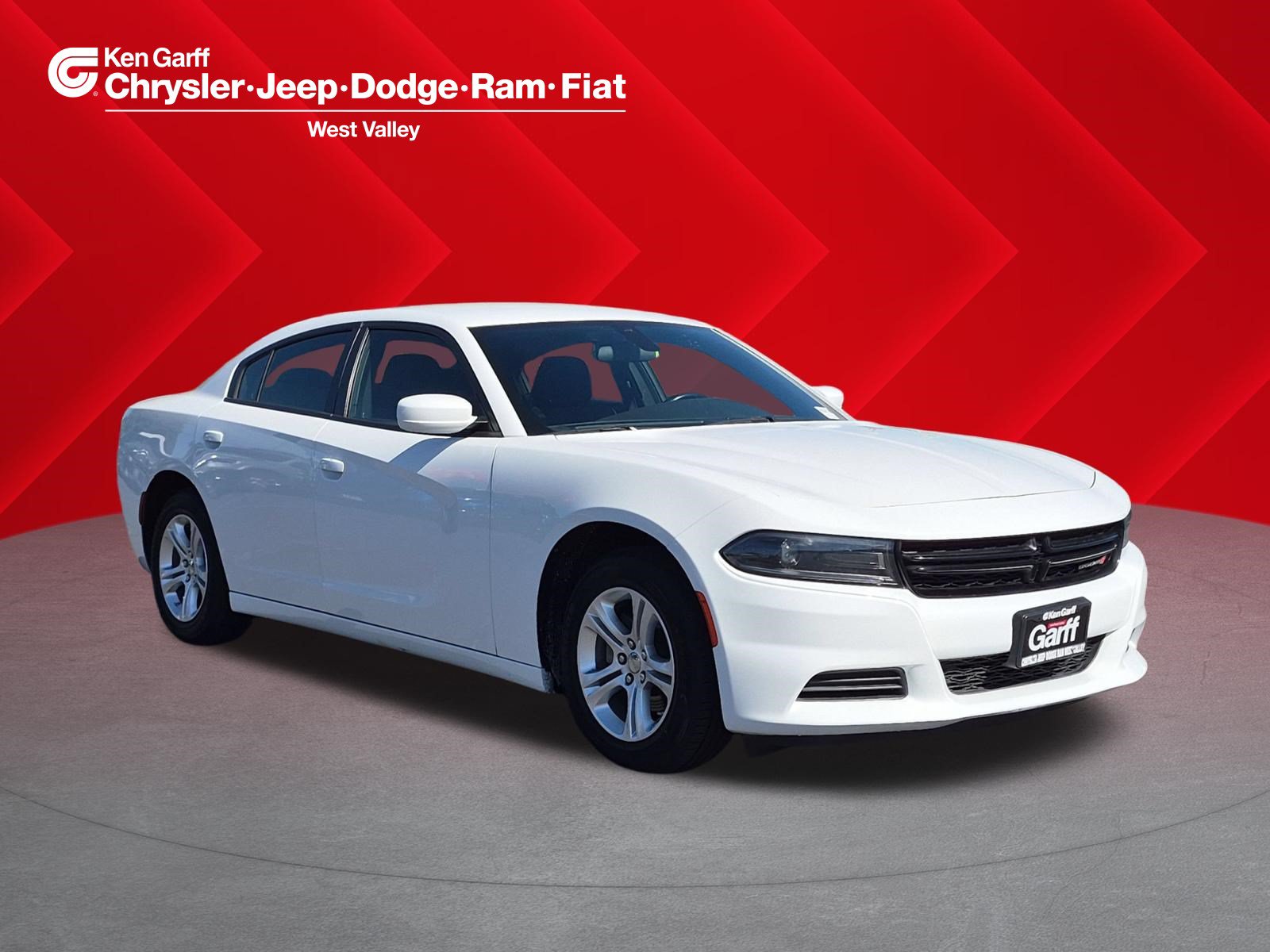Certified 2022 Dodge Charger SXT RWD image 1