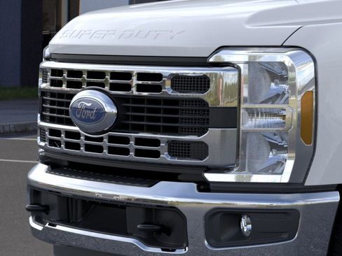 New 2026 Ford F350 XL w/ XL Chrome Package image 17