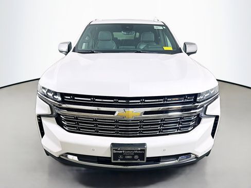 Used 2023 Chevrolet Suburban Premier image 2