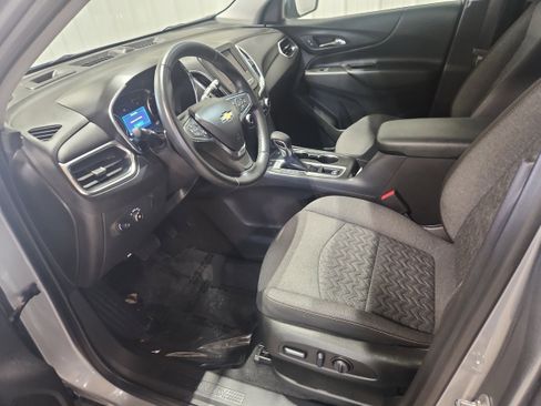 Used 2024 Chevrolet Equinox LT image 12