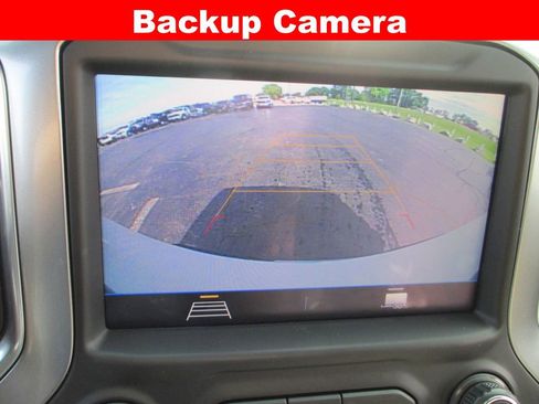 Used 2021 Chevrolet Silverado 1500 LT AWD/4WD image 16