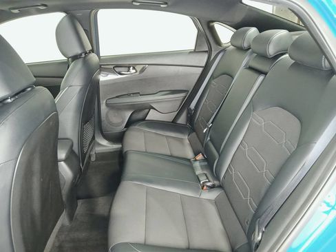 Used 2023 Kia Forte GT-Line w/ GT-Line Premium Package FWD image 11