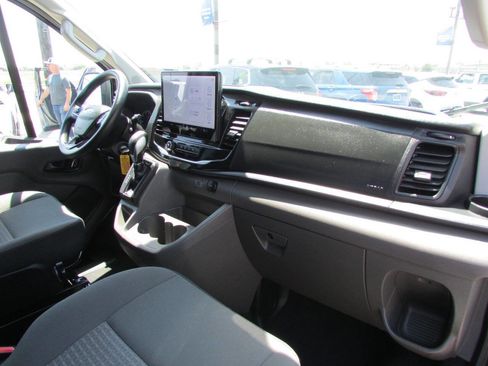 Used 2023 Ford Transit 350 XLT RWD image 25