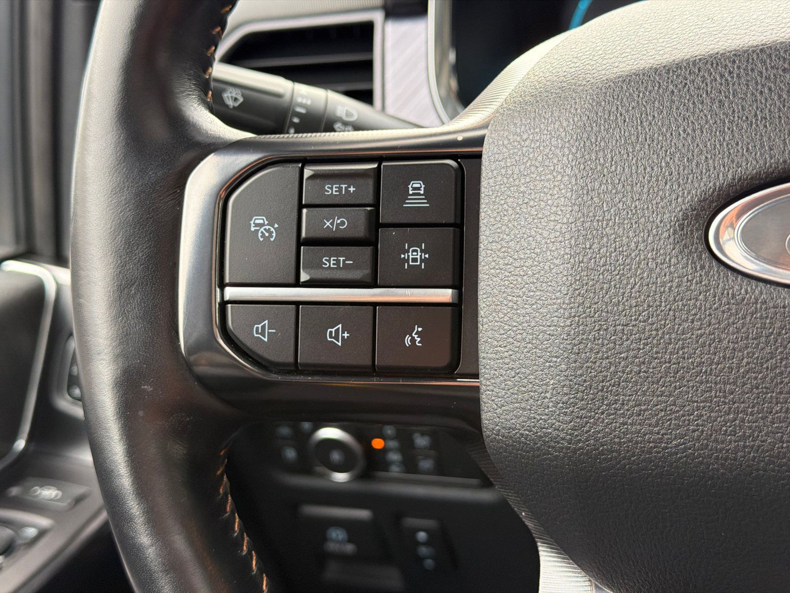 Used 2021 Ford F150 Platinum w/ Equipment Group 701A High AWD/4WD image 35