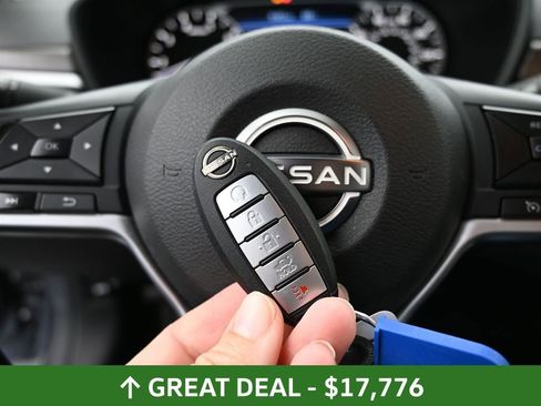 Used 2024 Nissan Altima 2.5 SV image 37