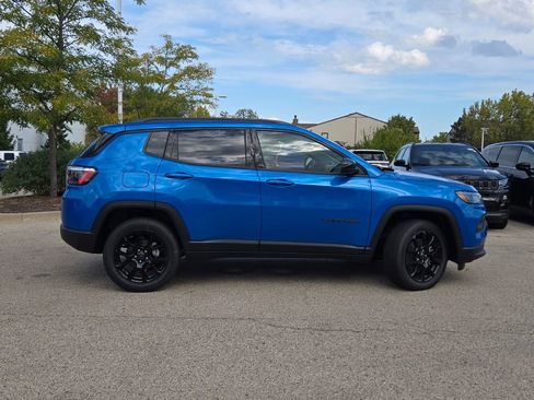 New 2026 Jeep Compass Latitude image 6