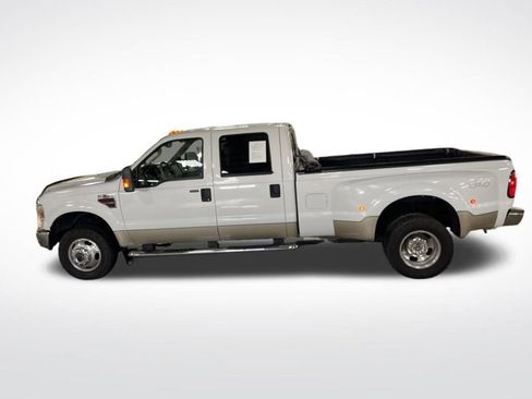 Used 2008 Ford F350 Lariat image 2