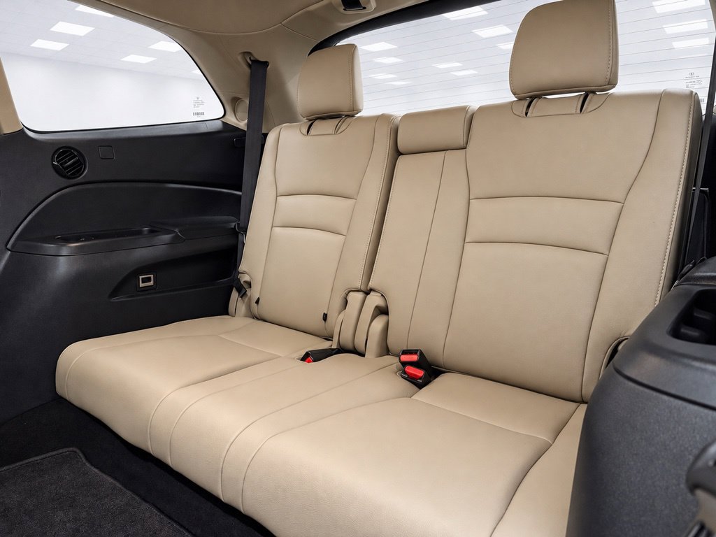 Used 2016 Honda Pilot Elite image 24