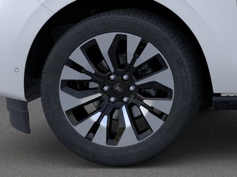 New 2026 Ford Expedition Platinum AWD/4WD image 32