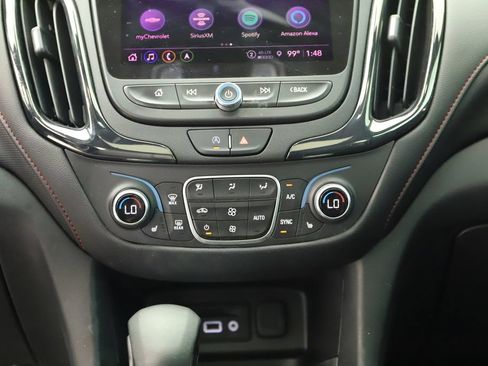 Used 2023 Chevrolet Equinox RS w/ RS Leather Package FWD image 19