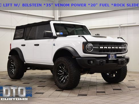 Used 2022 Ford Bronco Black Diamond w/ Sasquatch Package image 1