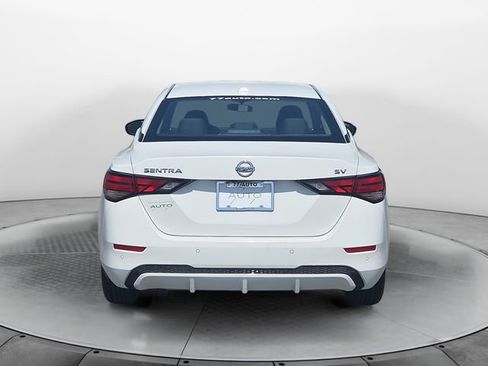 Used 2023 Nissan Sentra SV image 4