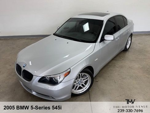 Used 2005 BMW 545i Sedan RWD image 3