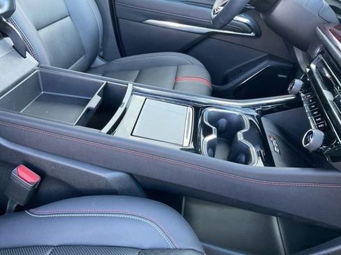 Used 2025 Chevrolet Traverse RS w/ LPO, Floor Liner Package AWD/4WD image 20
