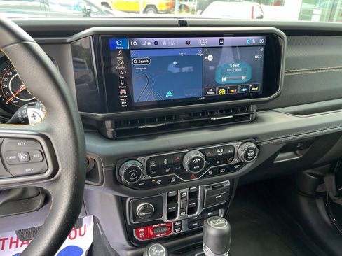 Used 2024 Jeep Wrangler Unlimited Rubicon 392 AWD/4WD image 11