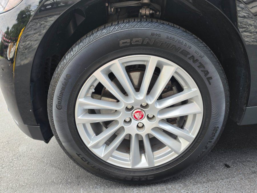 Used 2020 Jaguar F-PACE Prestige AWD/4WD image 11