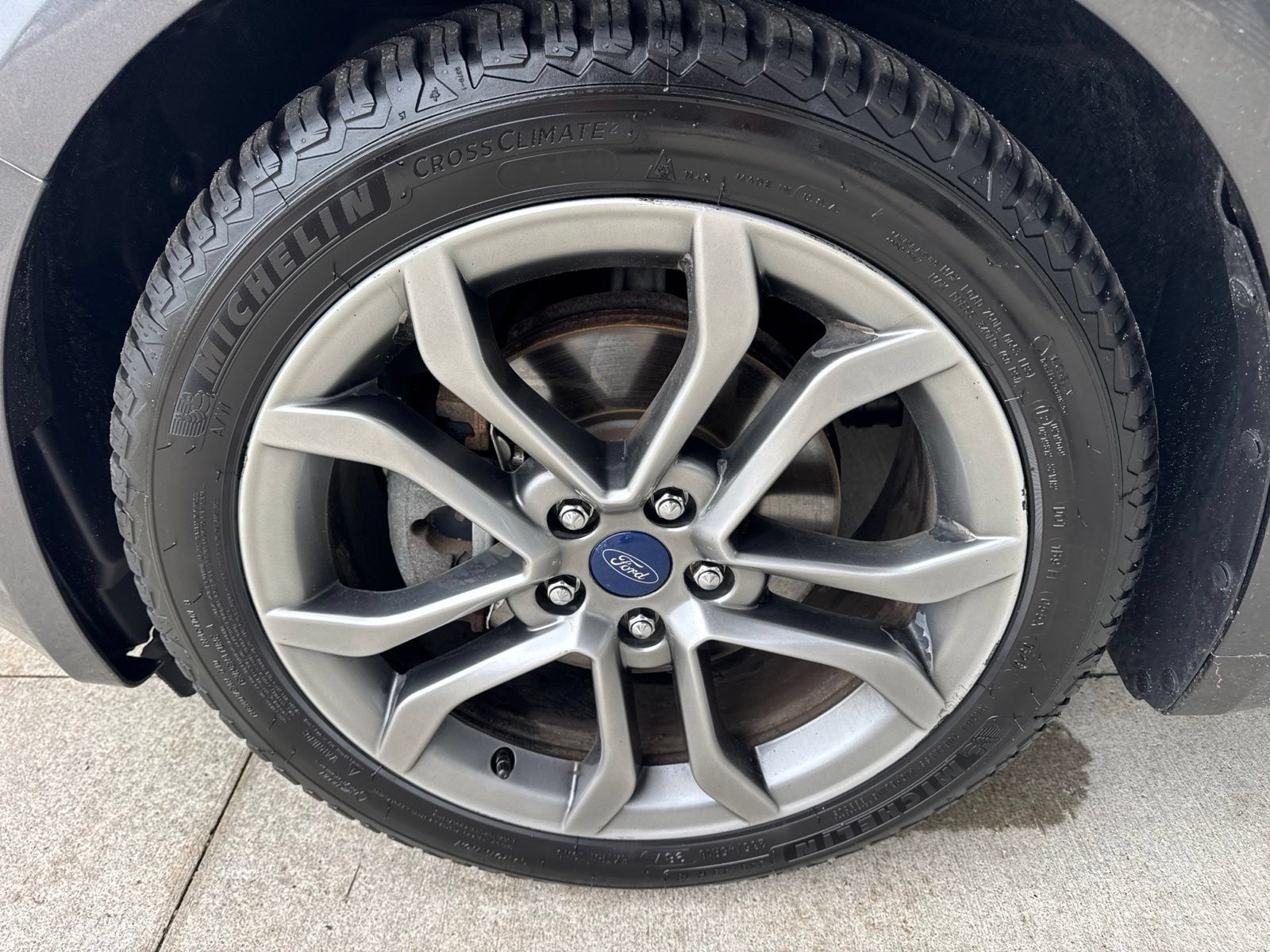 Certified 2017 Ford Fusion SE w/ Equipment Group 201A FWD image 17