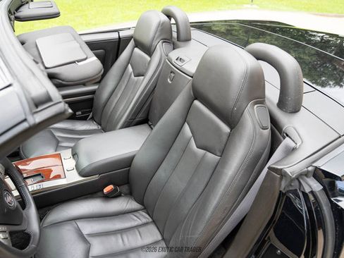Used 2006 Cadillac XLR RWD image 50