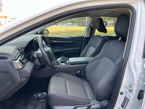 Used 2025 Toyota Camry LE image 14