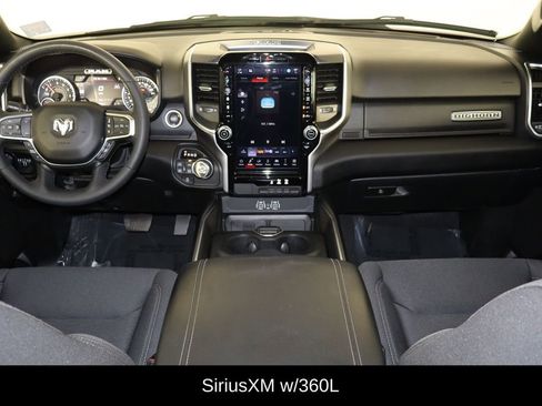 Used 2025 RAM 1500 Big Horn AWD/4WD image 13